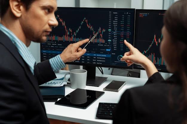 Shoreline Direct Brings Professional-Grade Trading Tools to Retail Traders